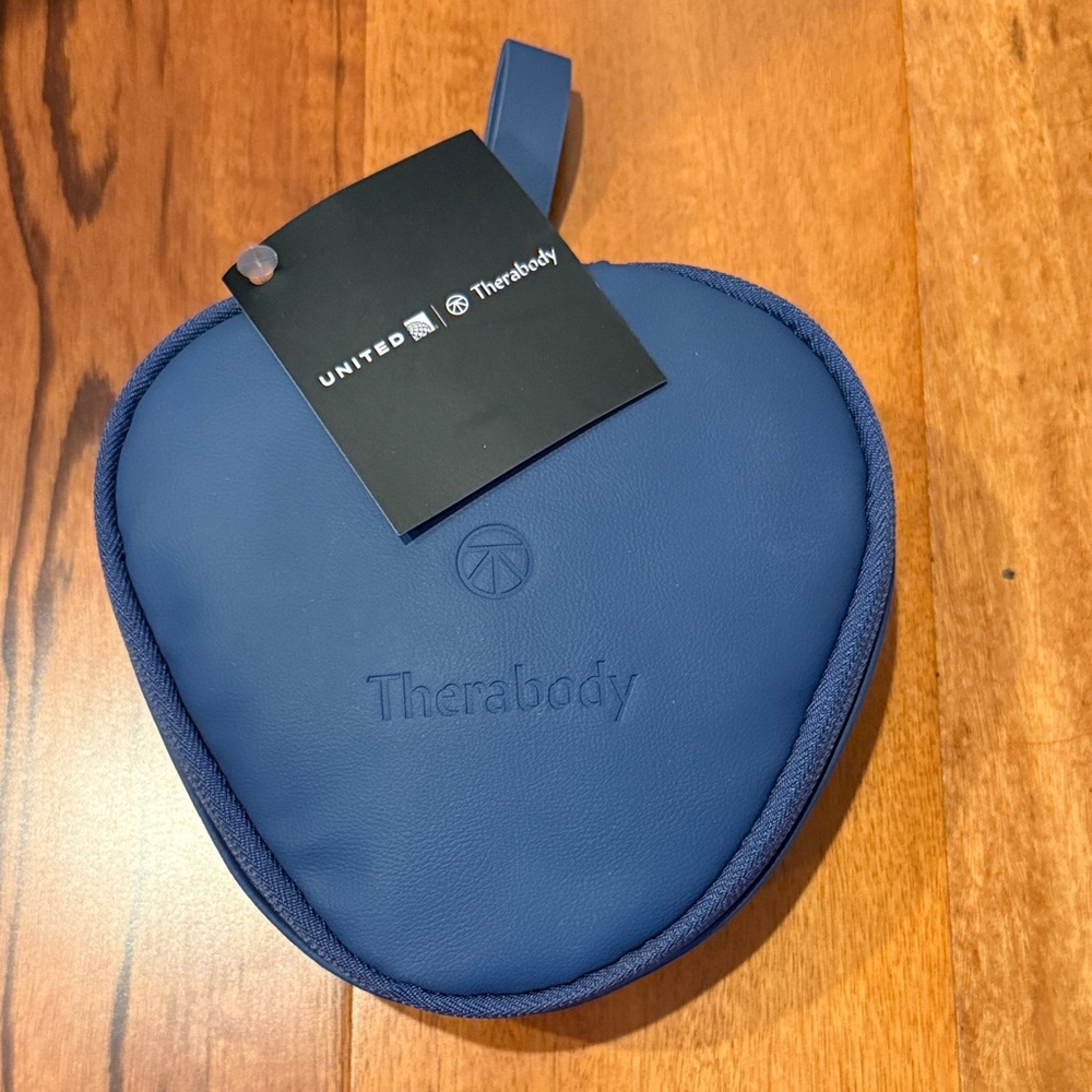Therabody Navy Blue Compact Case